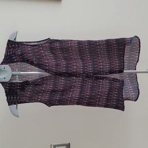 H&M navy blue sleeveless button down shirt